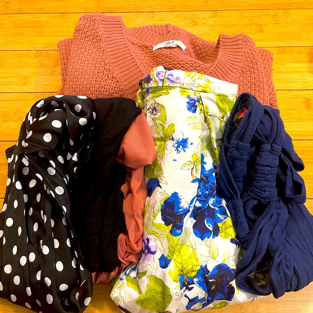 Women’s Spring Set (M/L) - Picture 1 of 7